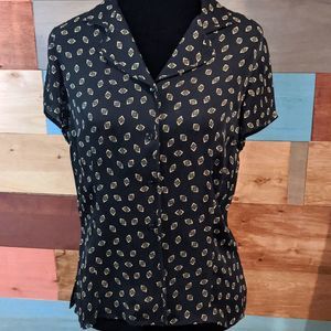 Vintage 100% silk size 6 Jones New York button-down blouse